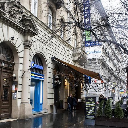 Travel Inn Apartments Budapest Esterno foto