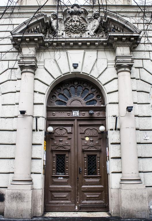 Travel Inn Apartments Budapest Esterno foto
