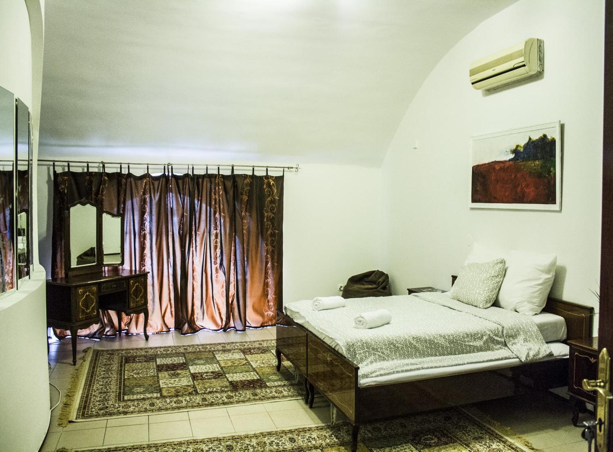 Travel Inn Apartments Budapest Esterno foto